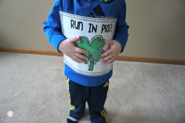 St. Patrick’s Day Gross Motor – Clover Hop A fun way to get the kids moving with a St. Patrick's Day theme! I'm using this all of March!