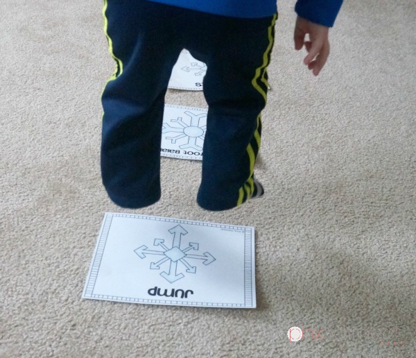 Winter Gross Motor –Snowflake Hop A fun way to get the kids moving with a St. Patrick's Day theme! I'm using this all Winter!